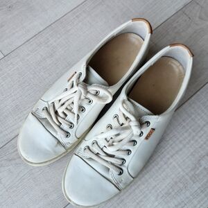 Ecco White Leather Low-Top Sneakers